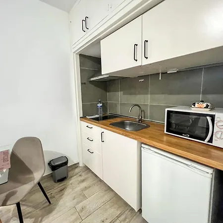 Apartment Eureka! Bravo's House *